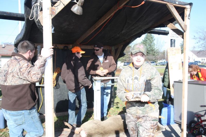 20151115 mancelona 61st buck pole 2015