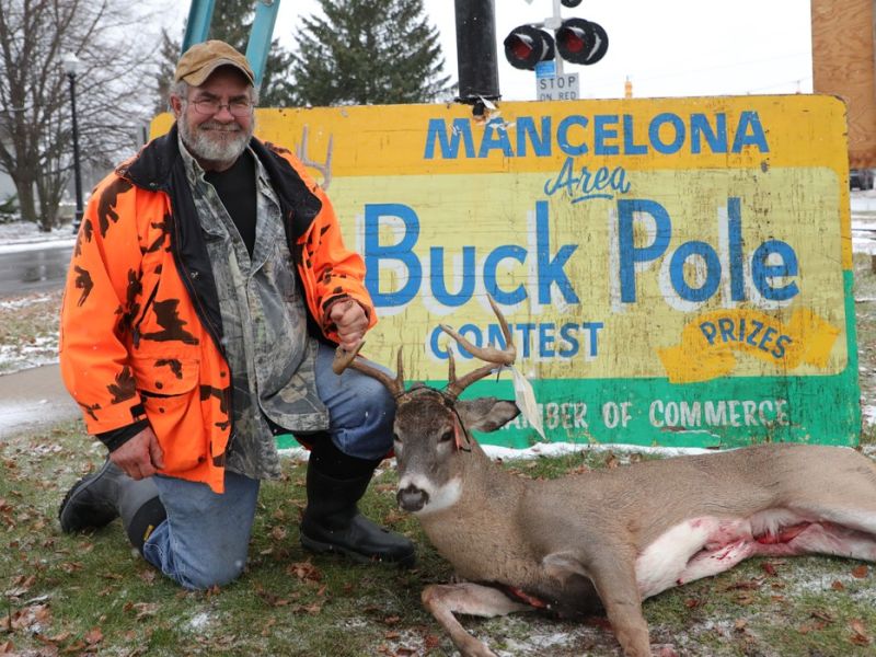 20221115 mancelona 68th buck pole 2022