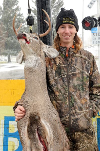 20221115 mancelona 68th buck pole 2022