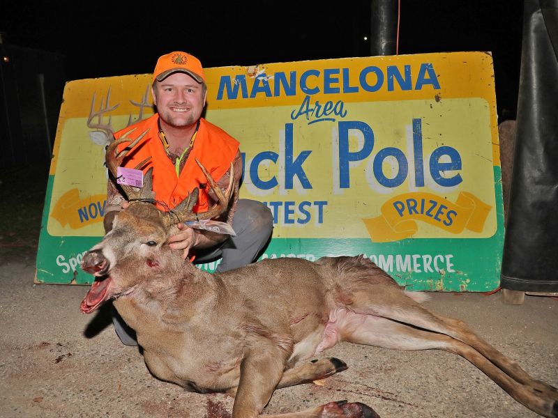 2023 11 16 little brent with deer img